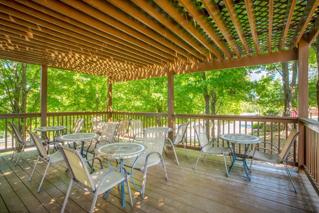 Ramada By Wyndham Branson Motel Exterior foto
